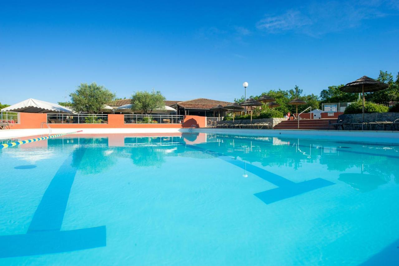 Camping Domaine De Chaussy Lagorce  Exterior photo